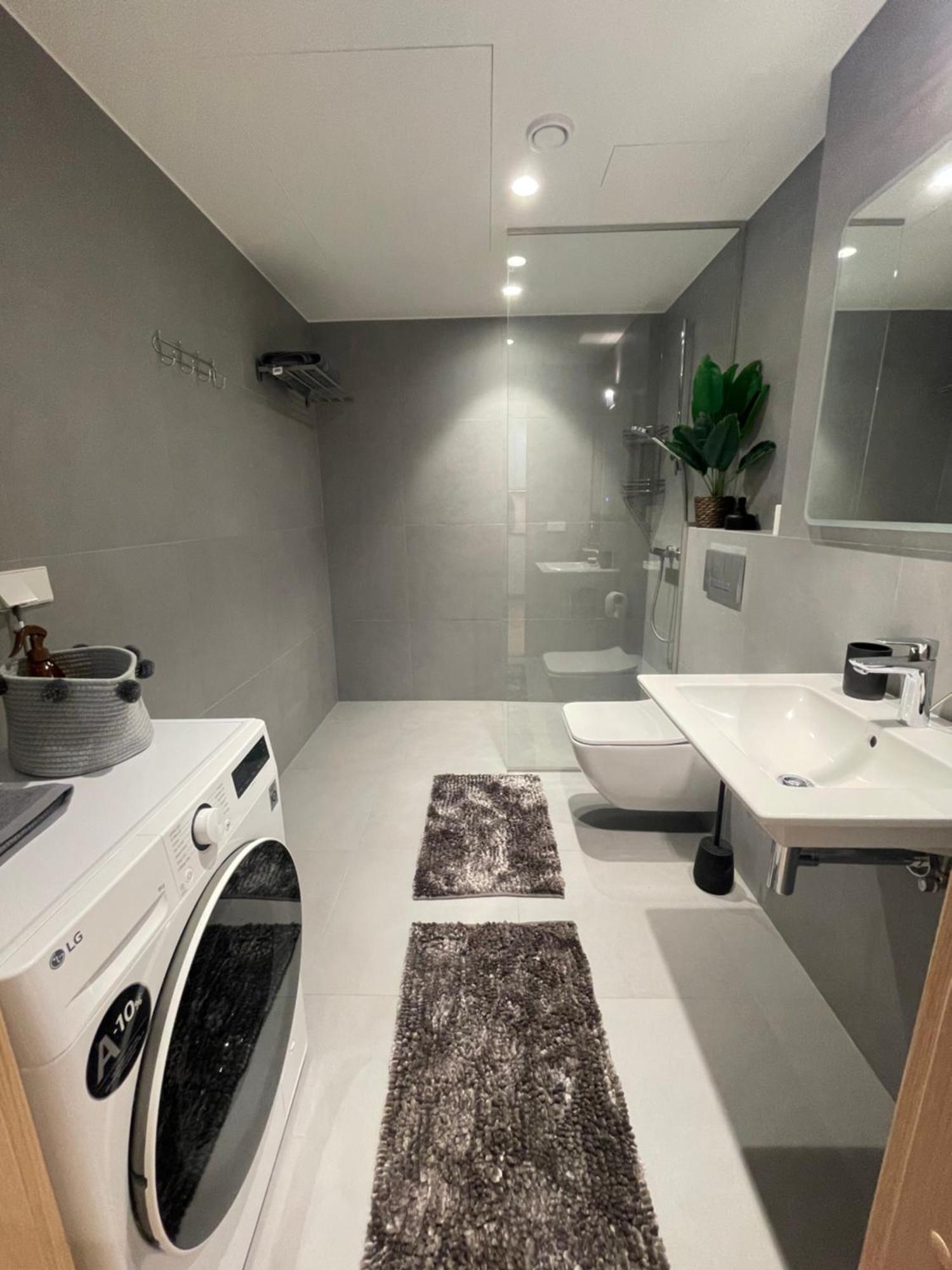 Skyresidence Luxury With & Garden View Апартамент